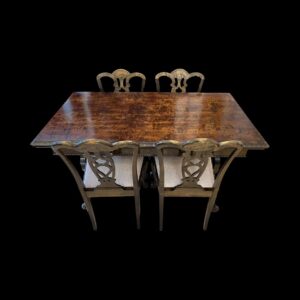 Ruokapöytä Chippendale